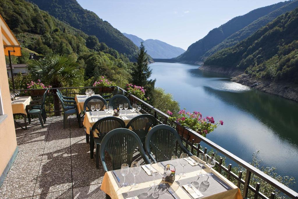 Hotel Al Lago Vogorno Luaran gambar