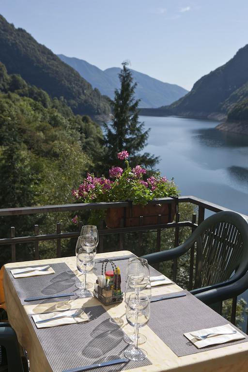 Hotel Al Lago Vogorno Luaran gambar