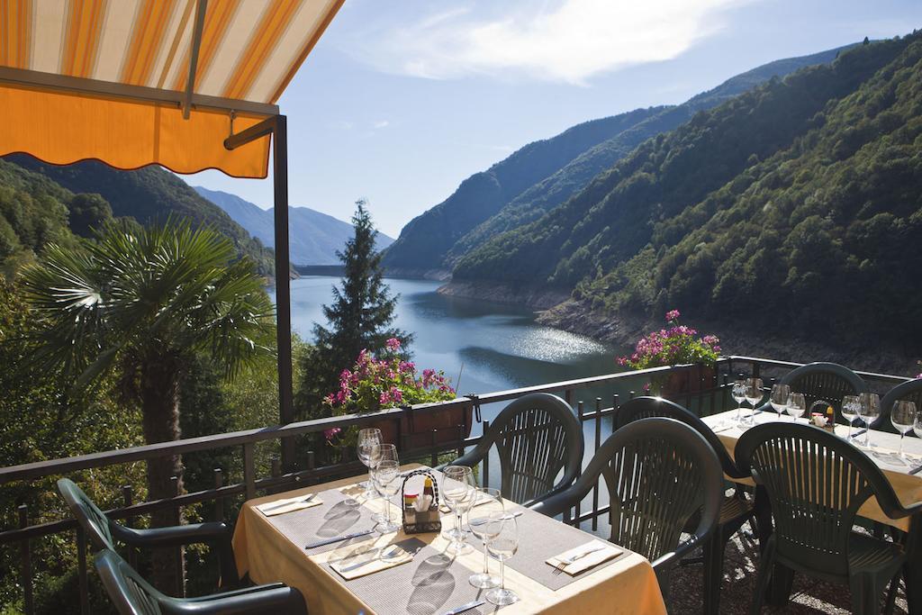 Hotel Al Lago Vogorno Luaran gambar